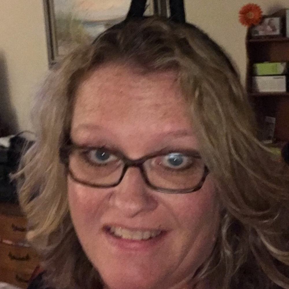 Meet your Posher, Julie